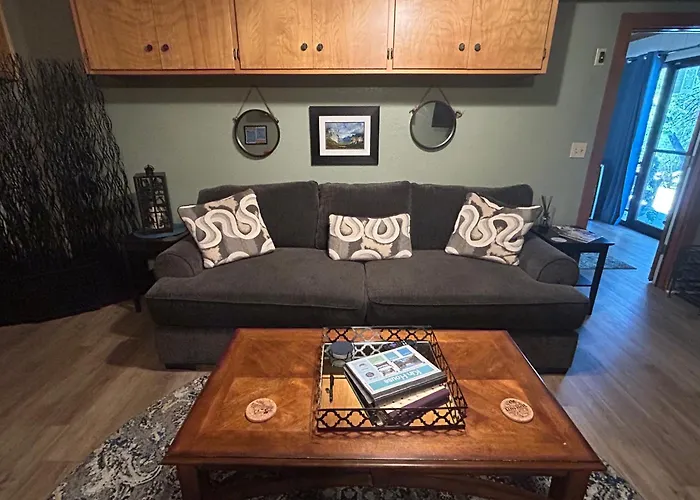 Kin House Guest Suite