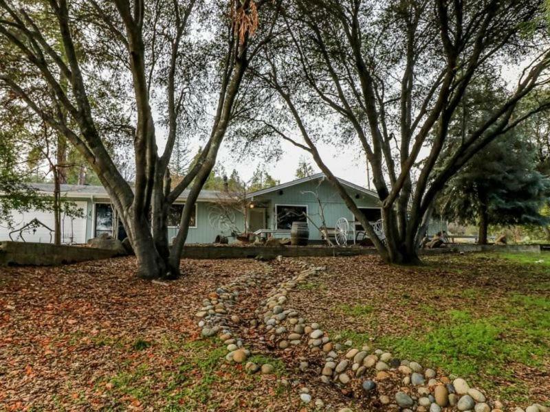 Kin House Guest Oakhurst